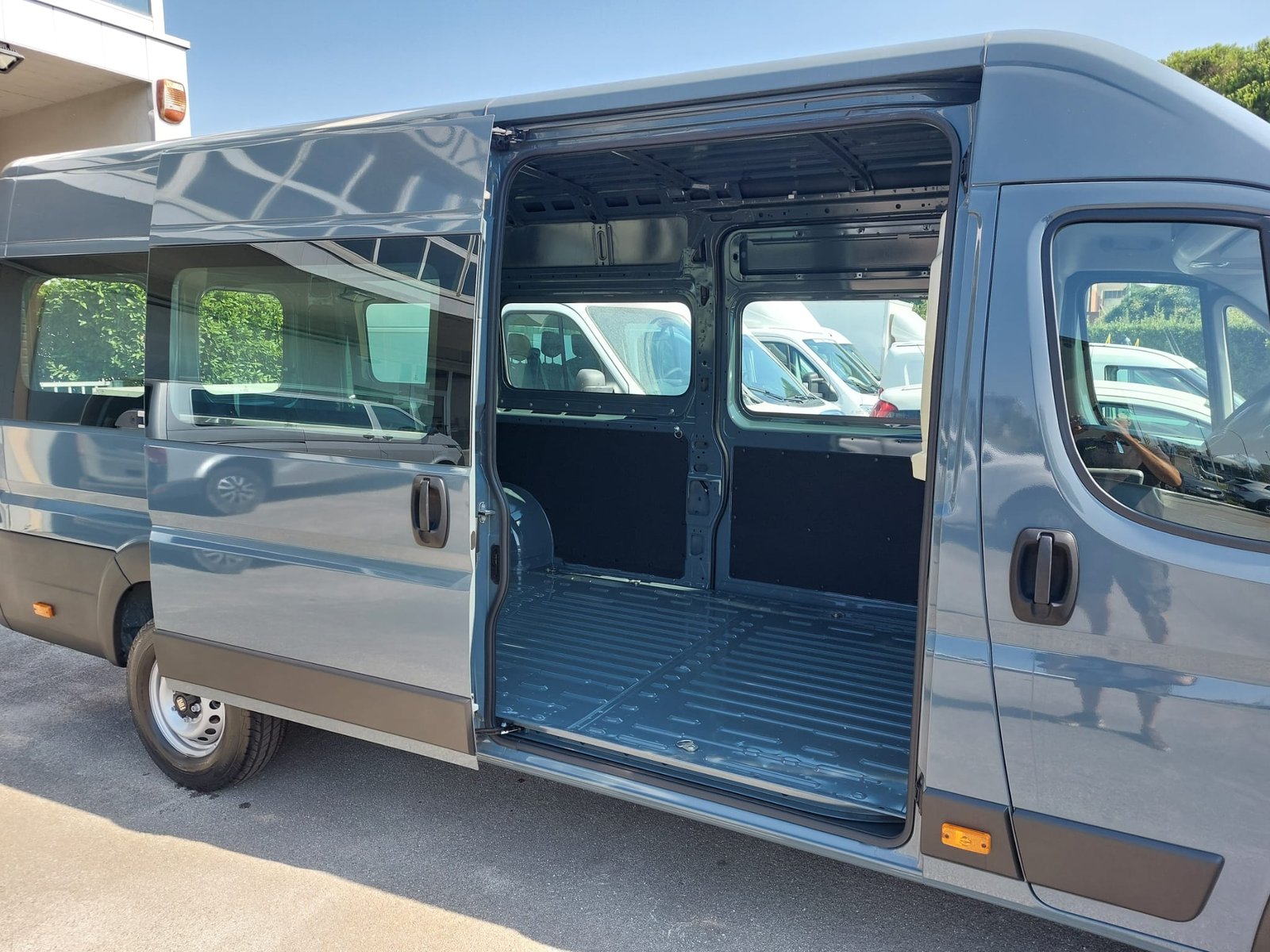 FIAT DUCATO MAXI KM0 VETRATO 3 PT DOPPIA PORTA LATERALE PATENTE C L4H2 DA ALLESTIRE 140CV - immagine 9